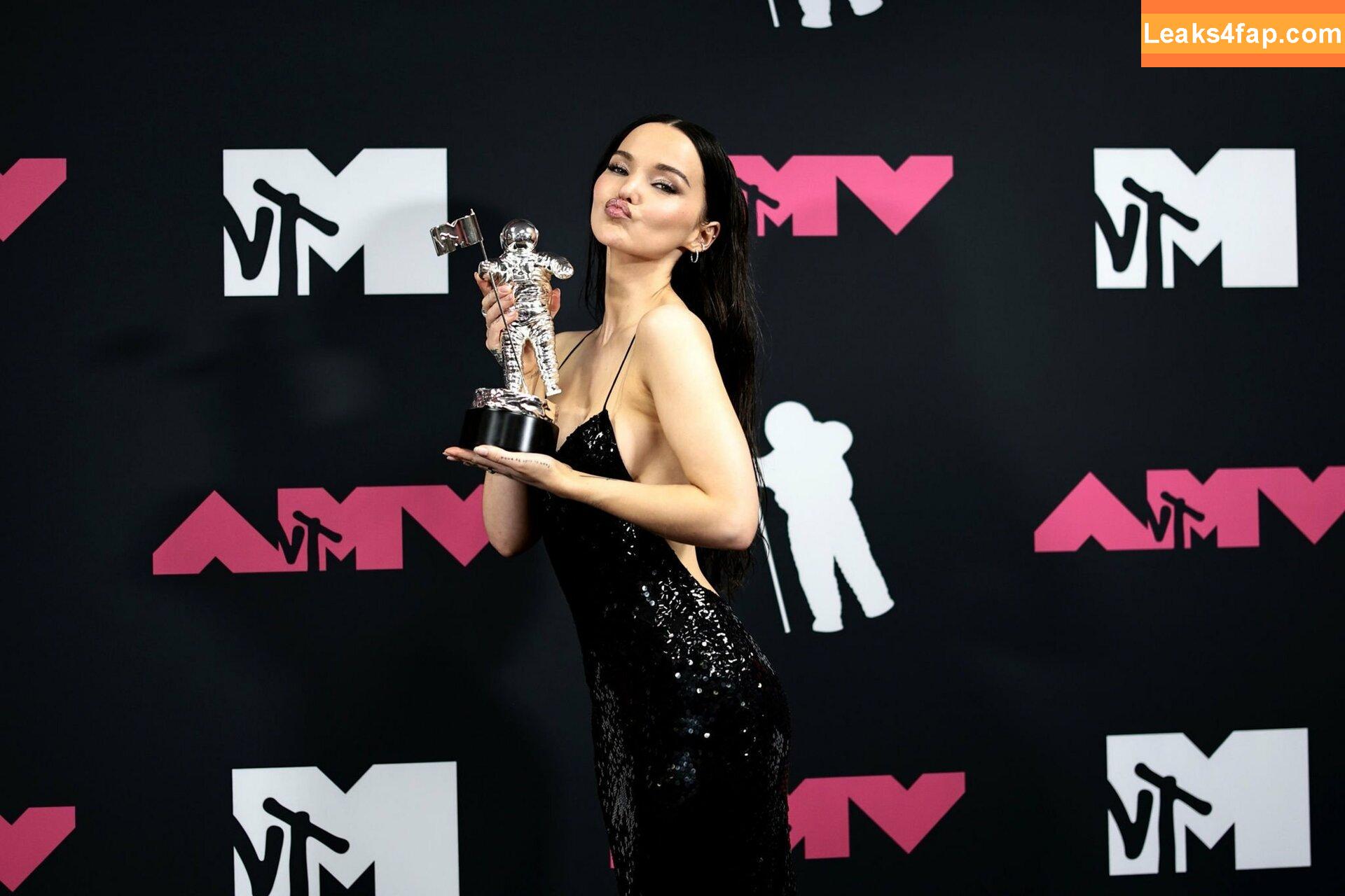 Dove Cameron / DoveCameron / darkwingdove leaked photo photo #0519