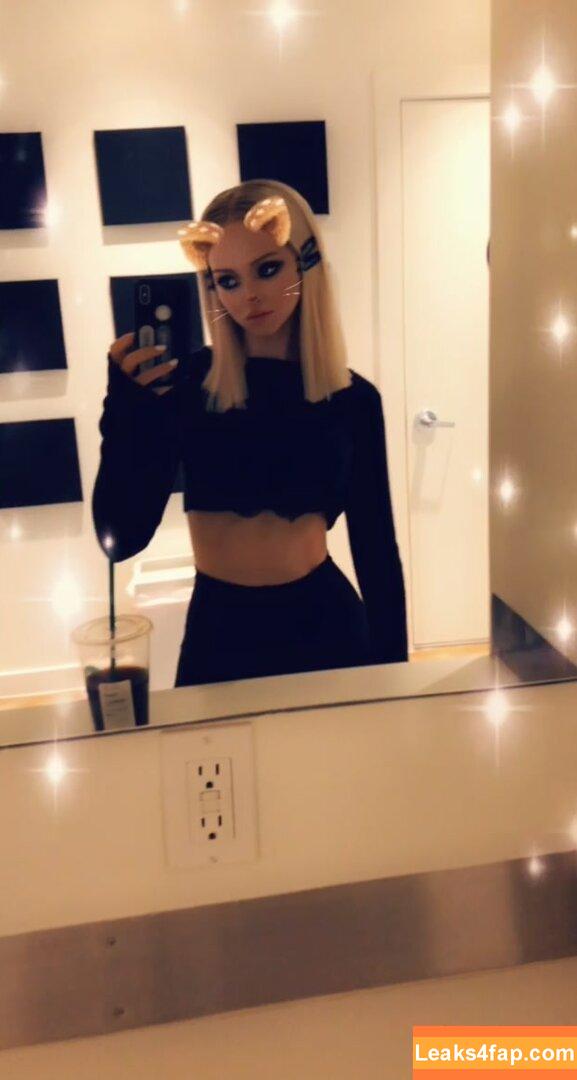 Dove Cameron / DoveCameron / darkwingdove leaked photo photo #0578