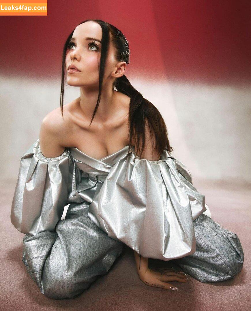 Dove Cameron / DoveCameron / darkwingdove leaked photo photo #0624