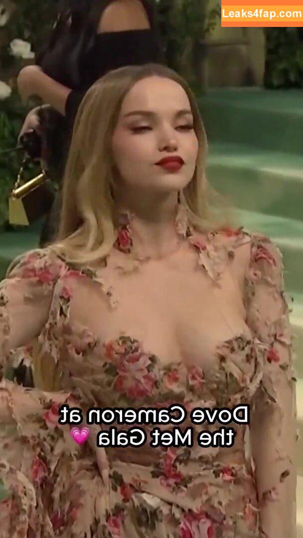 Dove Cameron / DoveCameron / darkwingdove leaked photo photo #0964