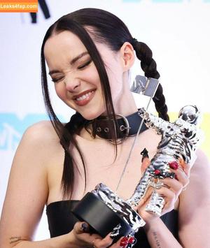 Dove Cameron photo #0099
