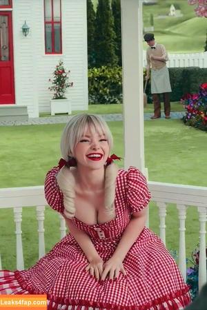 Dove Cameron photo #0603