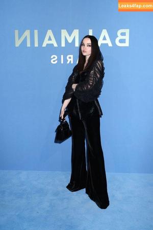 Dove Cameron photo #0642