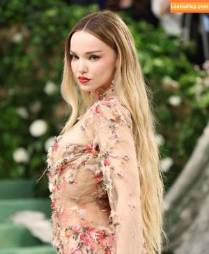 Dove Cameron photo #0955