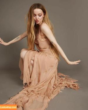 Dove Cameron photo #0985