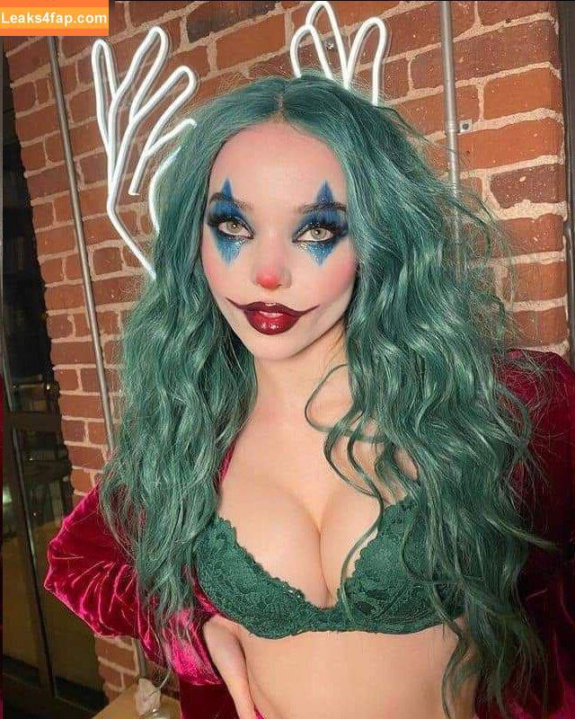 Dove Cameron / DoveCameron / darkwingdove leaked photo photo #1052