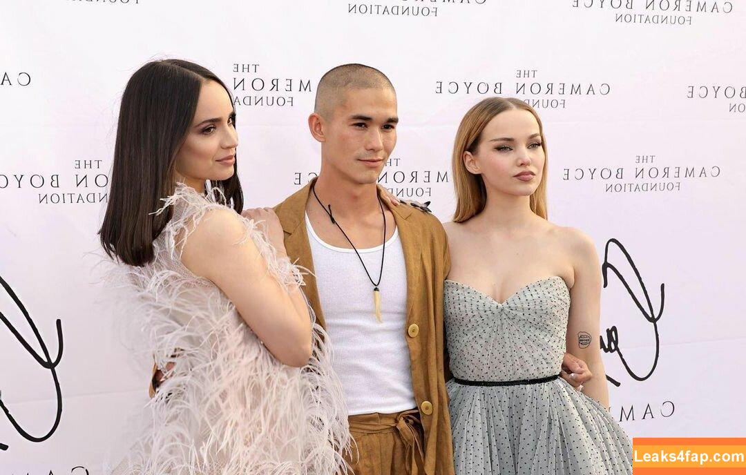 Dove Cameron / DoveCameron / darkwingdove leaked photo photo #1067