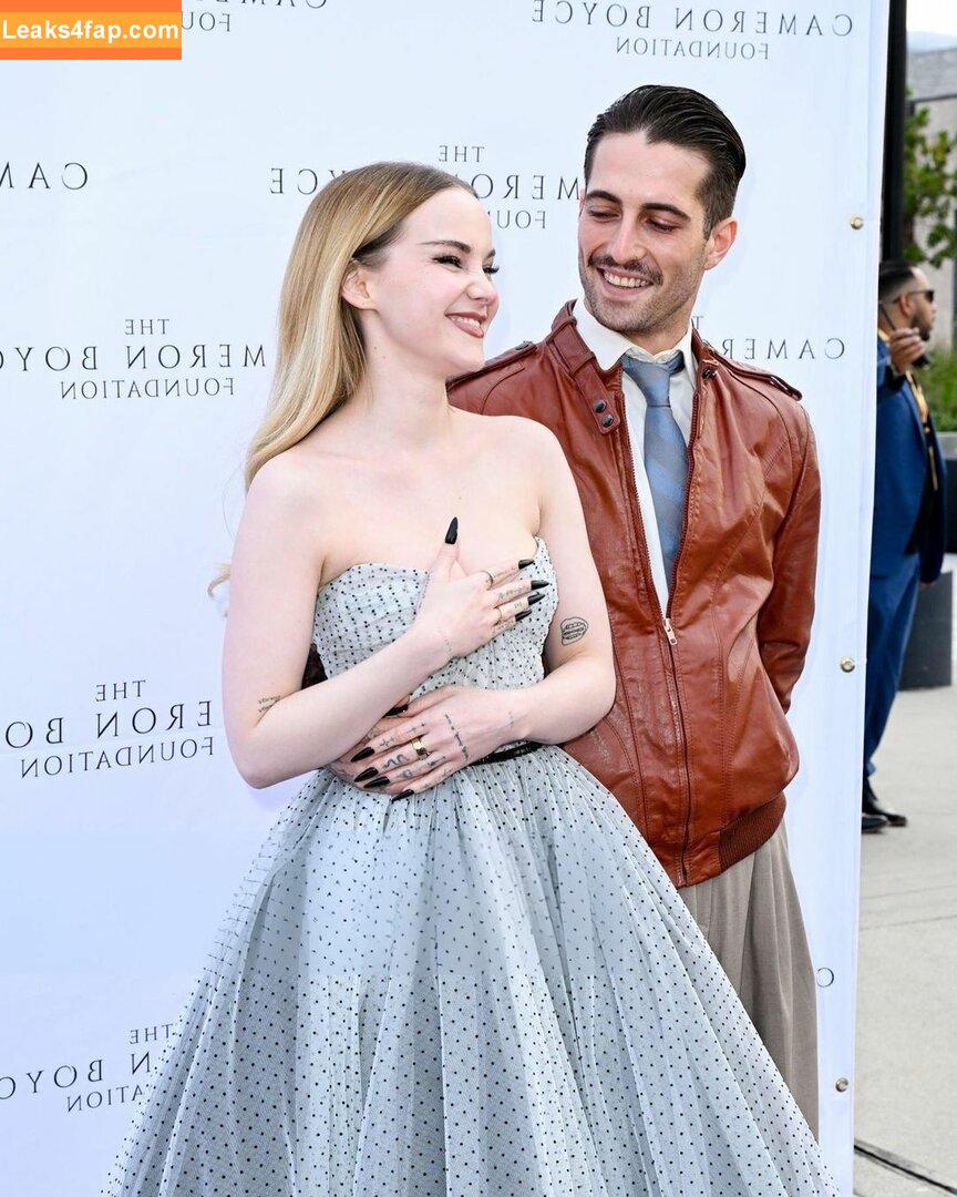 Dove Cameron / DoveCameron / darkwingdove слитое фото фото #1069