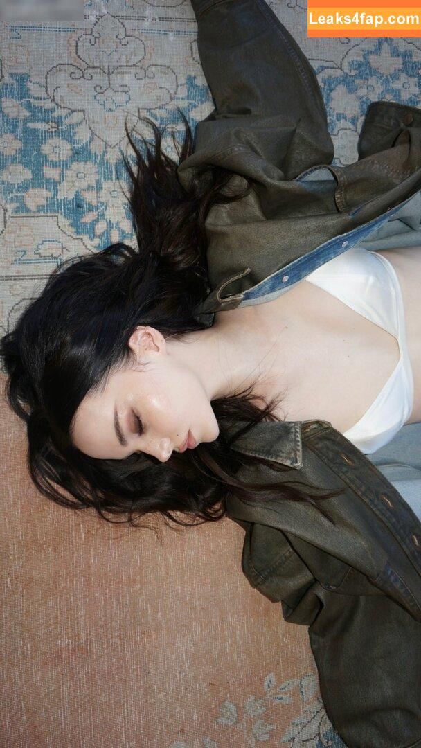 Dove Cameron / DoveCameron / darkwingdove leaked photo photo #1103