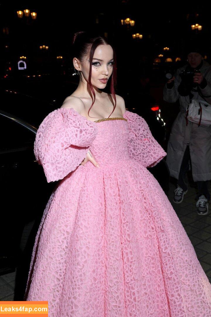 Dove Cameron / DoveCameron / darkwingdove leaked photo photo #1152
