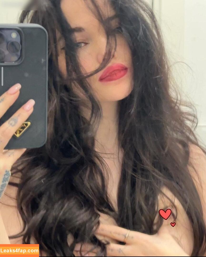 Dove Cameron / DoveCameron / darkwingdove leaked photo photo #1169