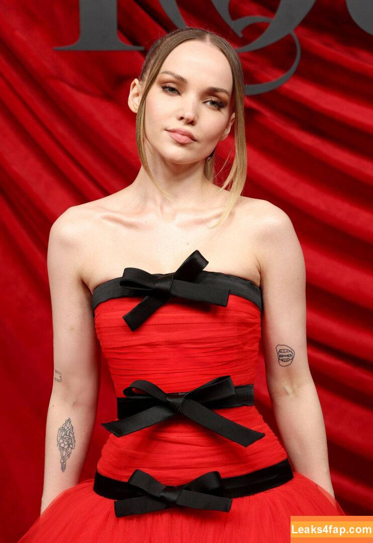 Dove Cameron / DoveCameron / darkwingdove leaked photo photo #1259