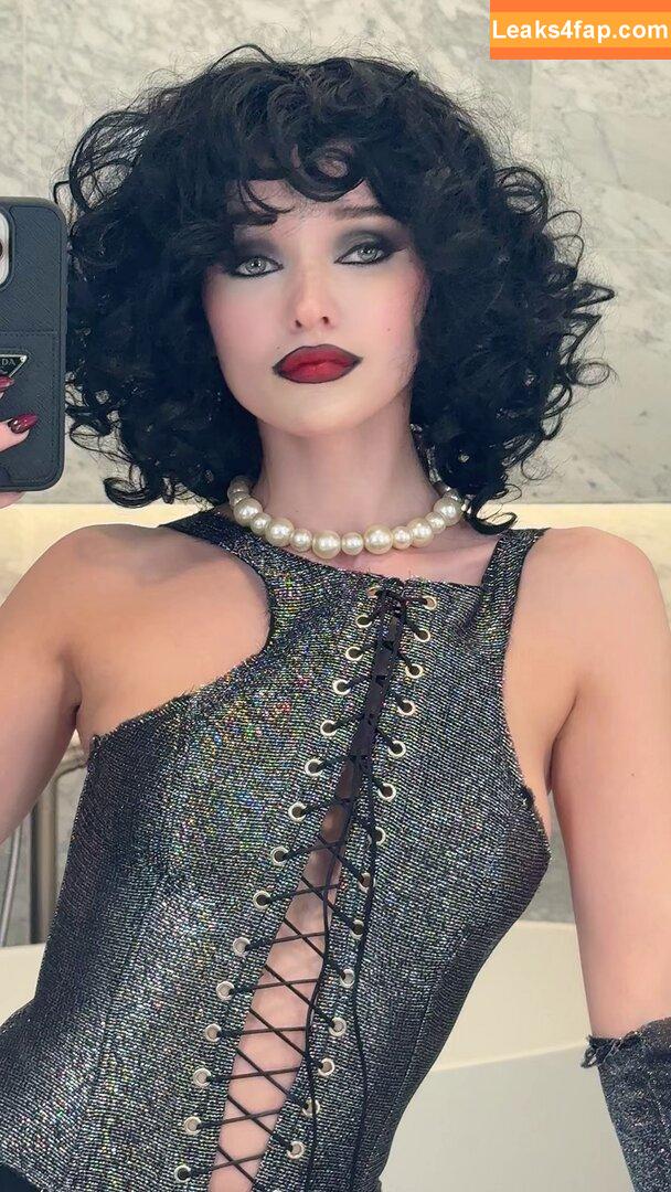 Dove Cameron / DoveCameron / darkwingdove leaked photo photo #1516