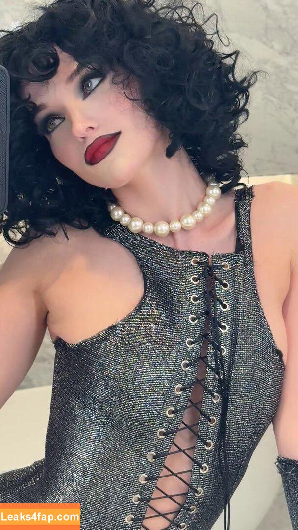 Dove Cameron / DoveCameron / darkwingdove слитое фото фото #1522