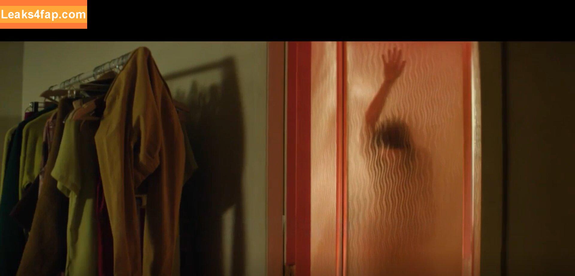 Dove Cameron / DoveCameron / darkwingdove leaked photo photo #1568