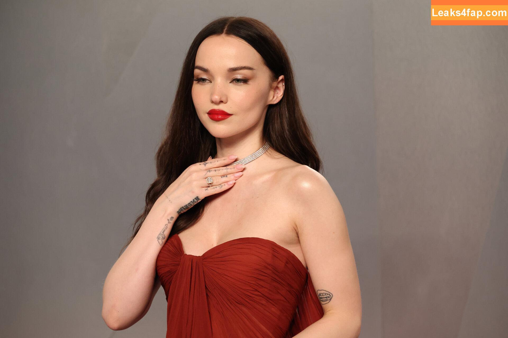 Dove Cameron / DoveCameron / darkwingdove leaked photo photo #1645