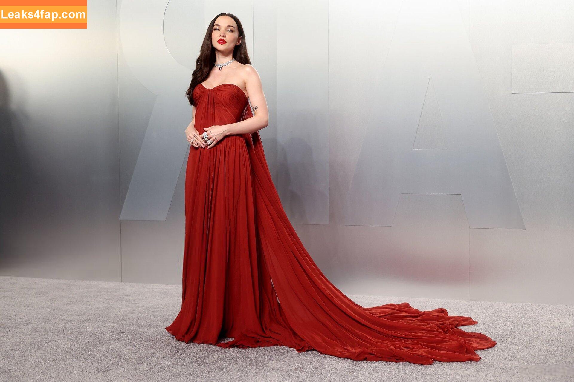 Dove Cameron / DoveCameron / darkwingdove leaked photo photo #1651