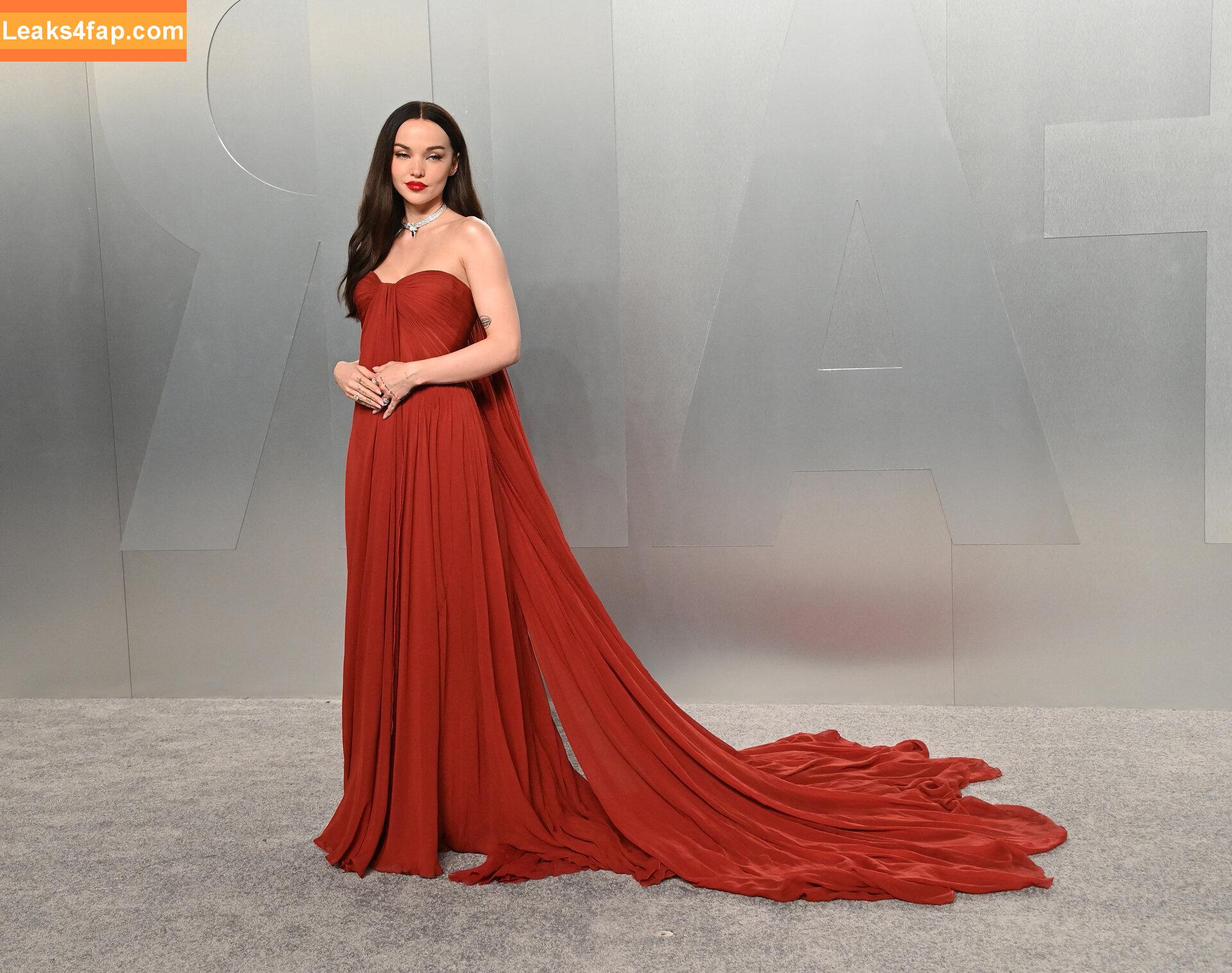 Dove Cameron / DoveCameron / darkwingdove leaked photo photo #1657