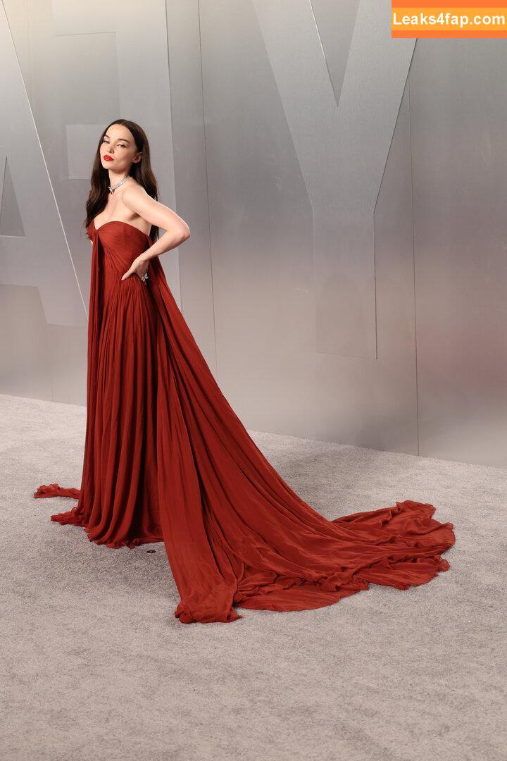 Dove Cameron / DoveCameron / darkwingdove слитое фото фото #1662