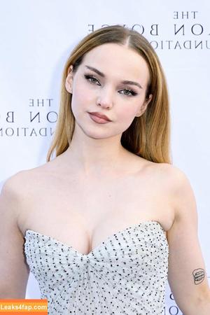 Dove Cameron photo #1094