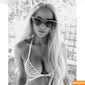 Dove Cameron photo #1111