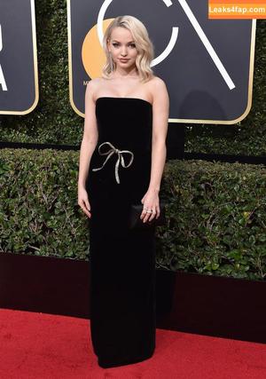 Dove Cameron фото #1508