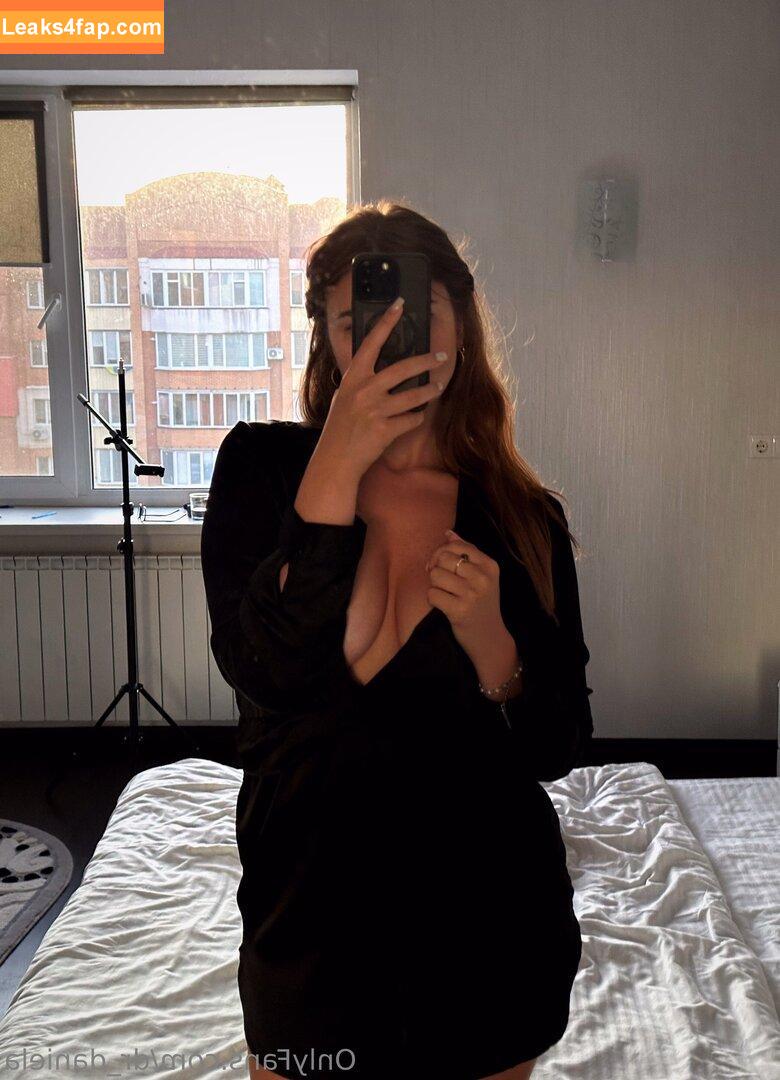 dr_daniela /  leaked photo photo #0034