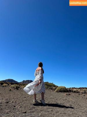 dr_daniela photo #0041