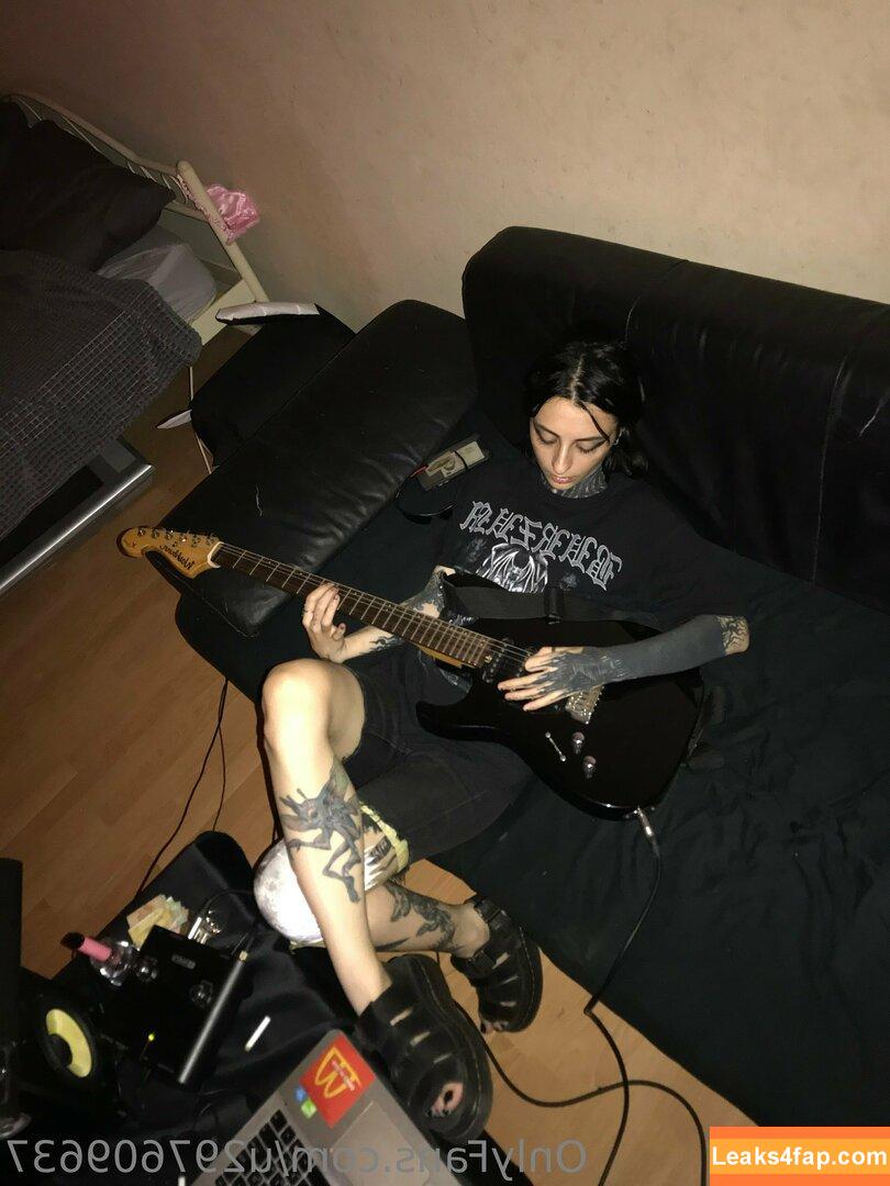 draken_lady / Lust Dragon / iamthedragonlady / yo-landi_black слитое фото фото #0033