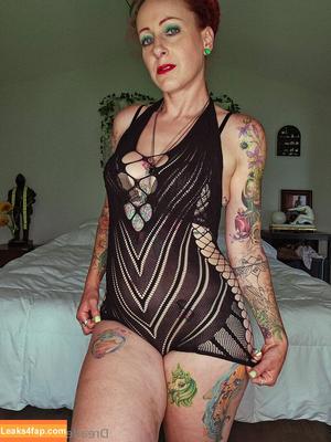 dreadedredqueen.free фото #0003