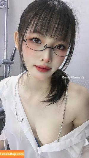 DreamlikeUwU photo #0144