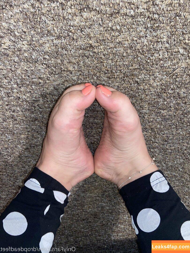 dropdeadfeet /  leaked photo photo #0009