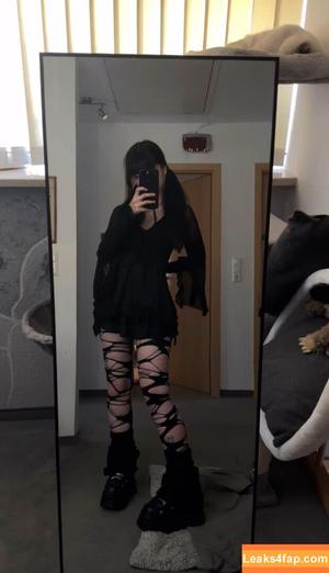 Drowsylio photo #0102