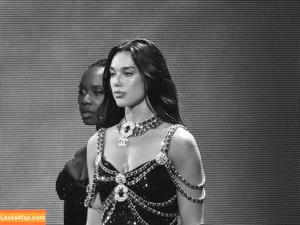 Dua Lipa photo #6865