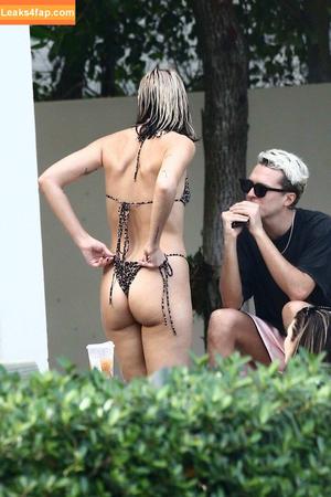 Dua Lipa photo #6943