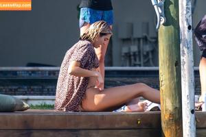 Dua Lipa photo #6946