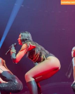 Dua Lipa photo #7045