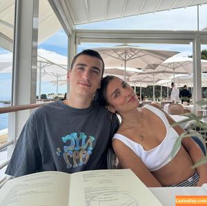 Dua Lipa photo #7093