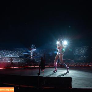 Dua Lipa photo #7432