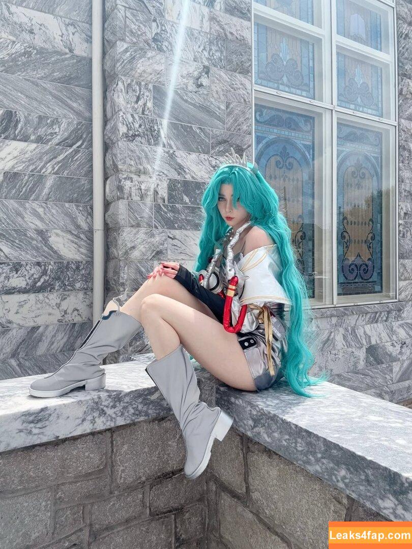 Duckie.Cos / Lexi / darlingducky / duckie_cos leaked photo photo #0372