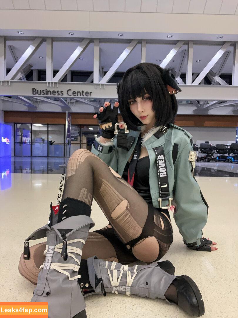 Duckie.Cos / Lexi / darlingducky / duckie_cos leaked photo photo #0385