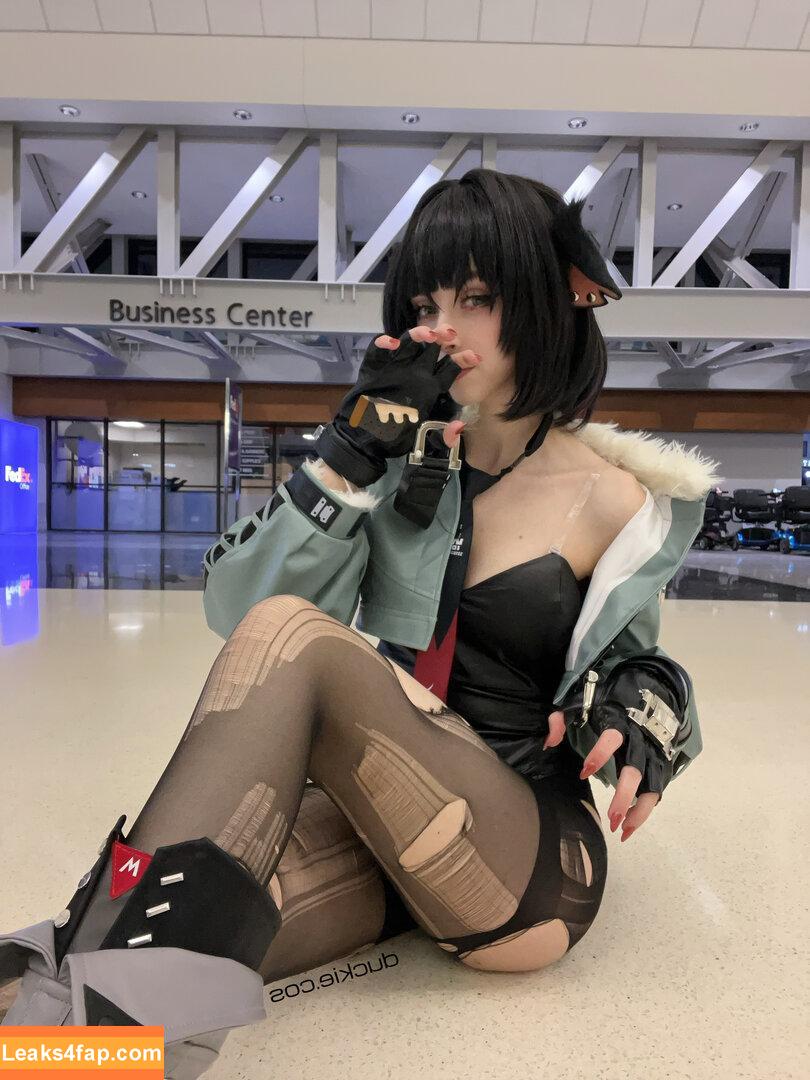 Duckie.Cos / Lexi / darlingducky / duckie_cos leaked photo photo #0388