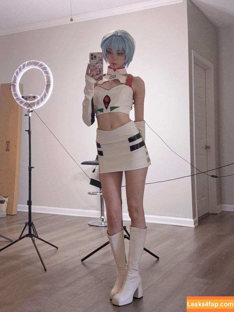 Duckie.Cos / Lexi / darlingducky / duckie_cos leaked photo photo #0402
