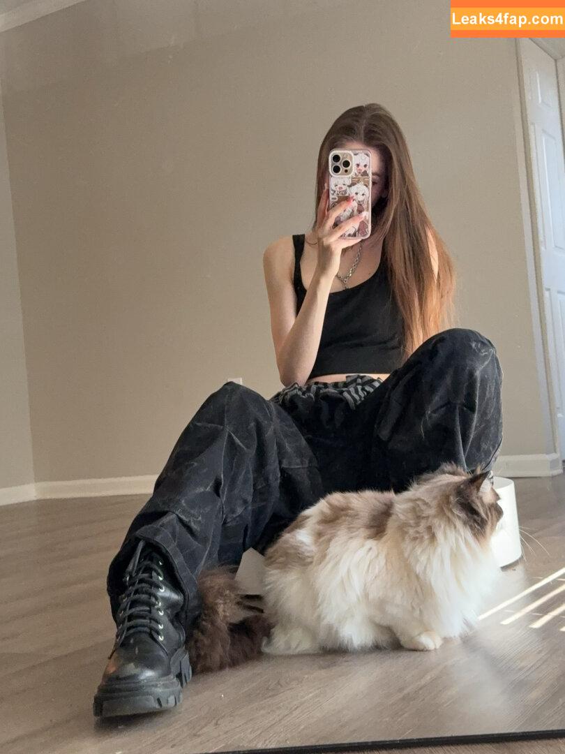 Duckie.Cos / Lexi / darlingducky / duckie_cos leaked photo photo #0458