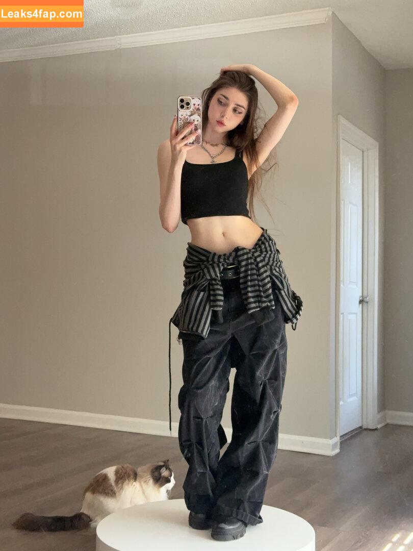 Duckie.Cos / Lexi / darlingducky / duckie_cos leaked photo photo #0463