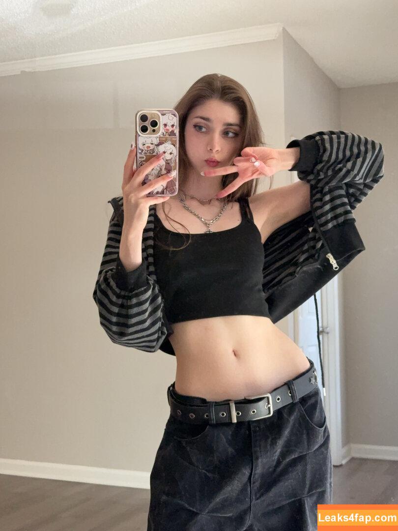 Duckie.Cos / Lexi / darlingducky / duckie_cos leaked photo photo #0466