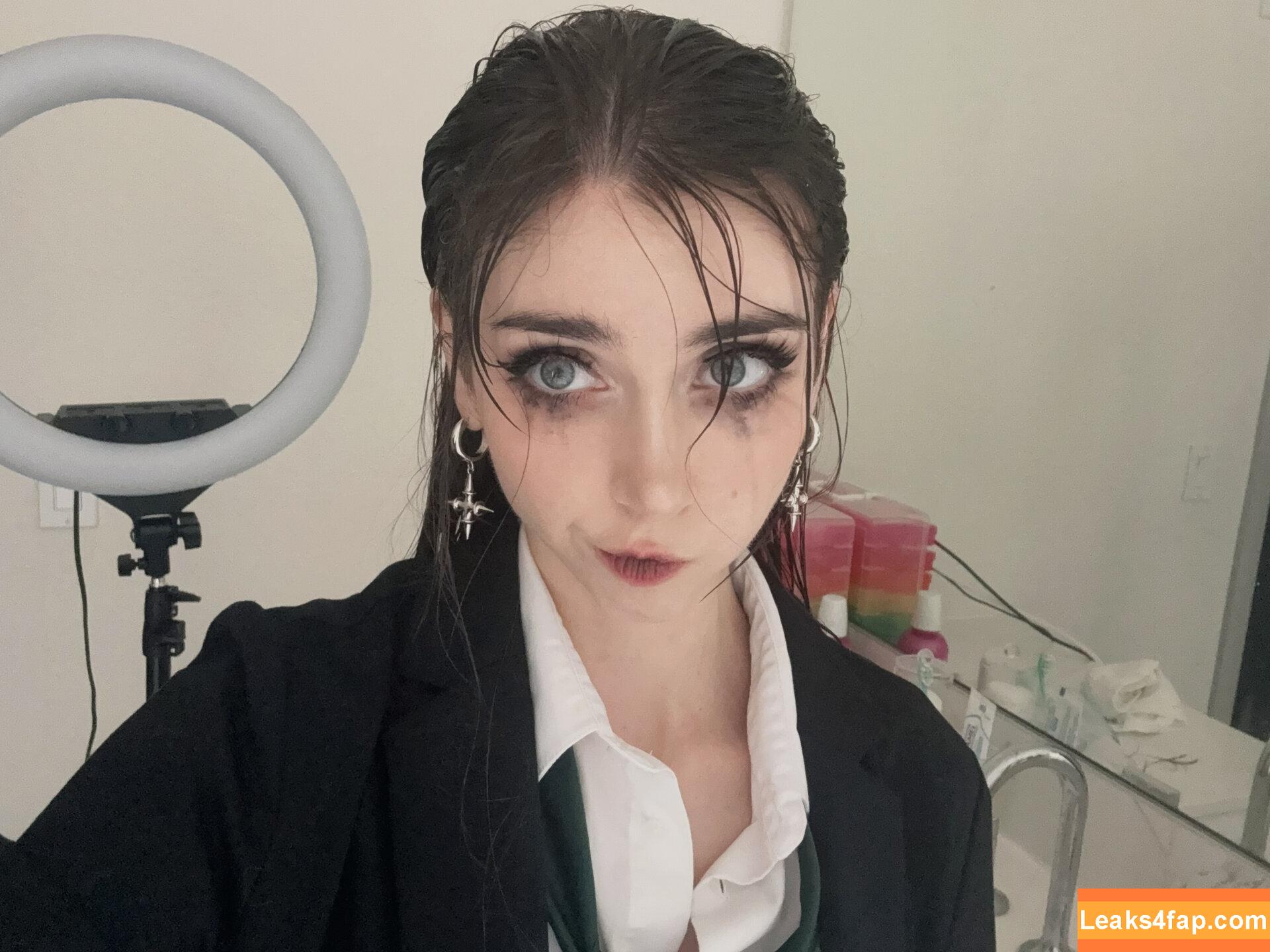 Duckie.Cos / Lexi / darlingducky / duckie_cos leaked photo photo #0521