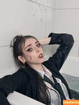 Duckie.Cos photo #0528
