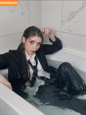 Duckie.Cos photo #0534