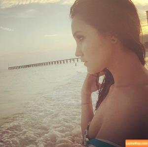 Dulce Maria photo #0394